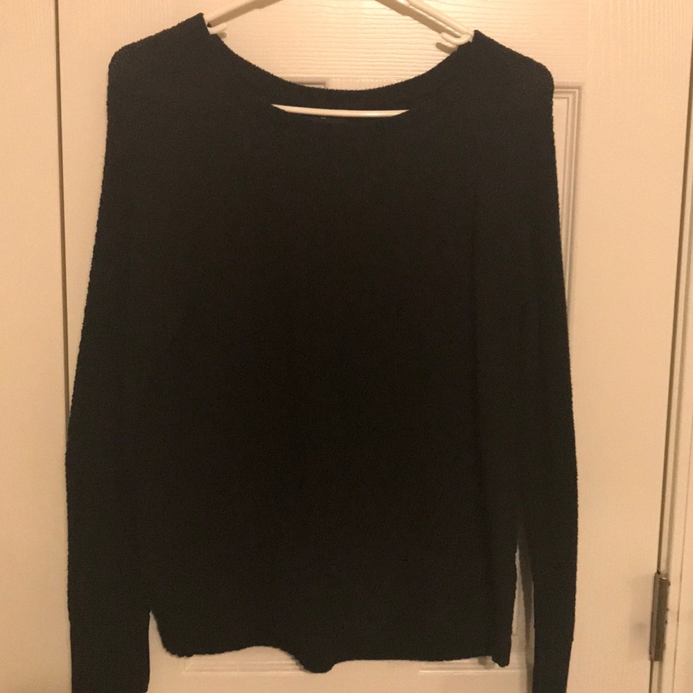 Gap: Black Sweater